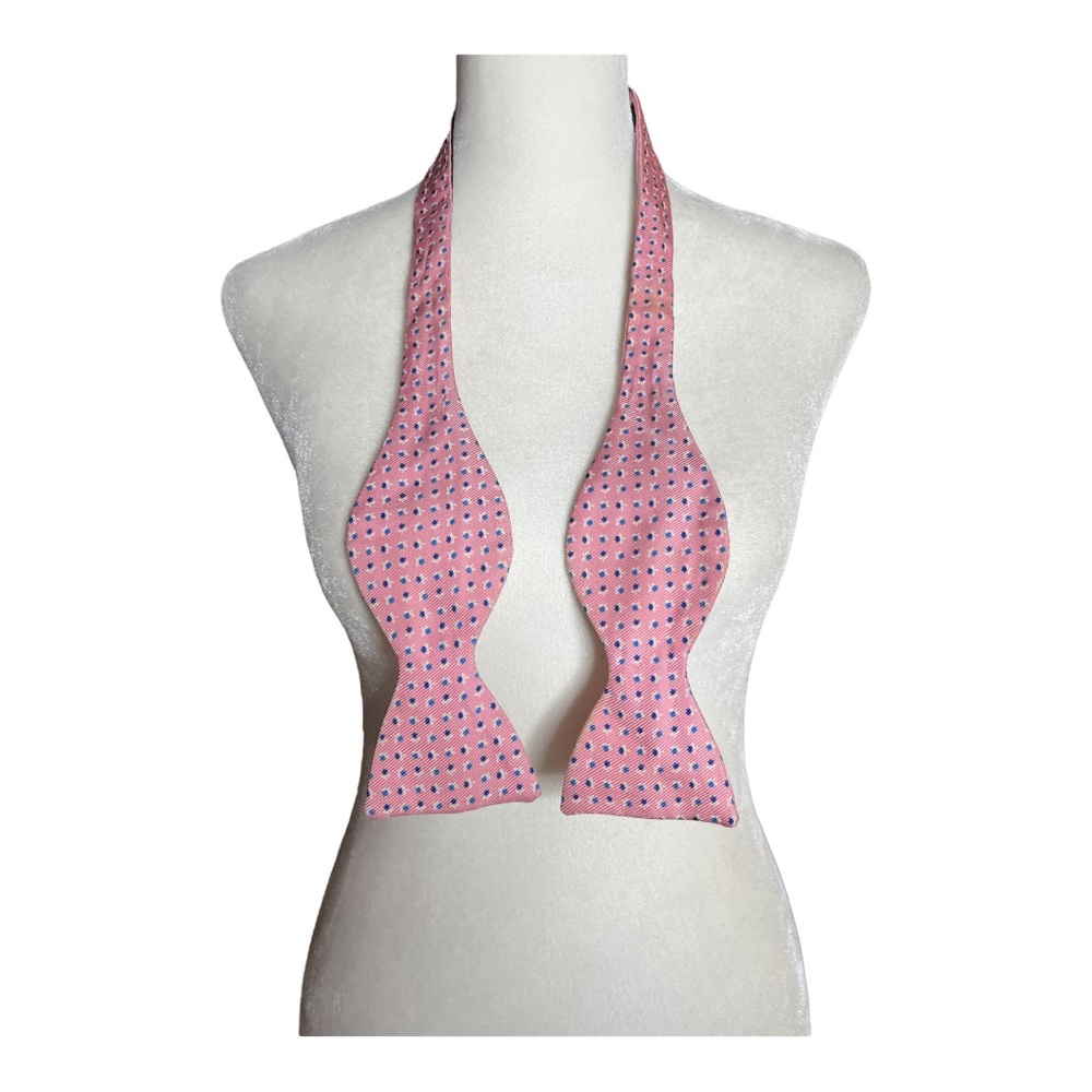 Drakes Barney’s New York Mens pink bow tie